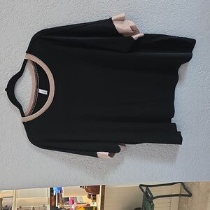 Dokotoo Oversized Soft Basic Tee – Black w/ Tan Trim | Large